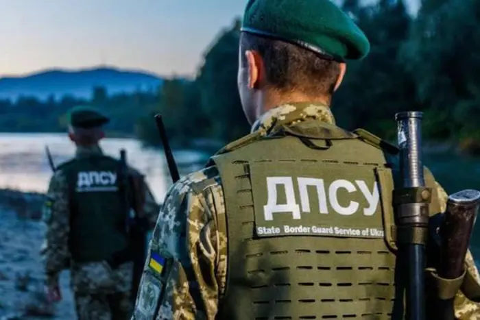 Прикордонник спить на посту