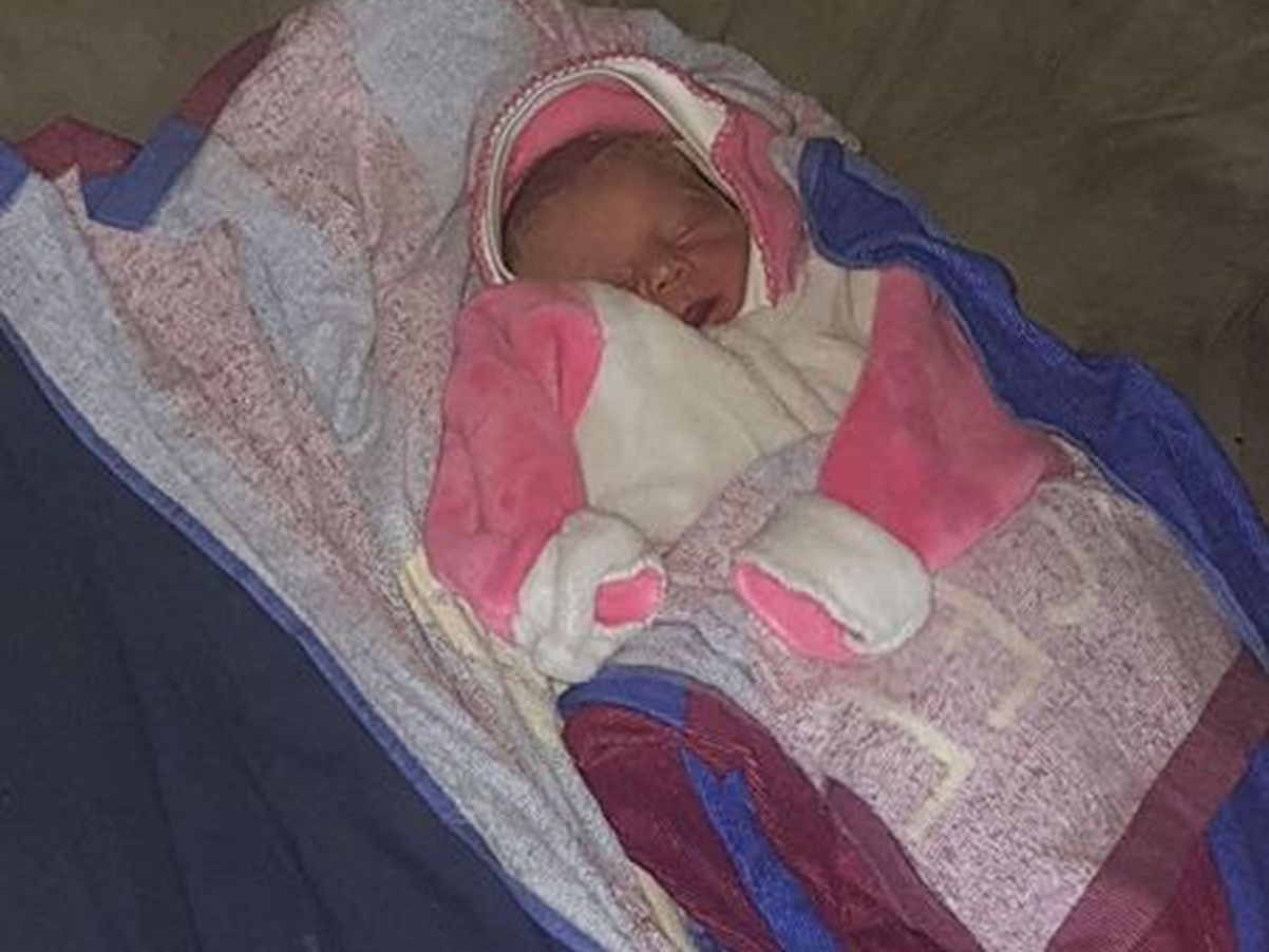 Новонароджене дитя в одеських катакомбах