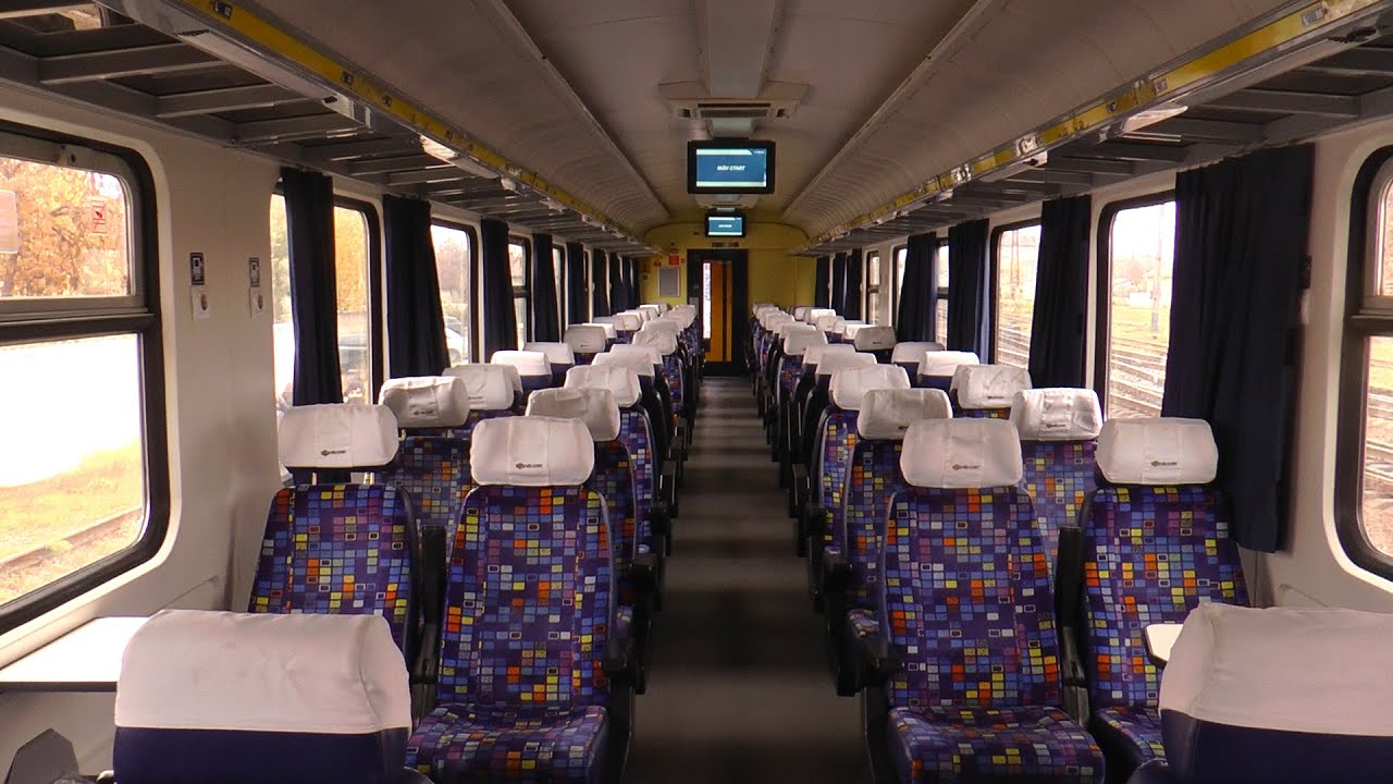 Українці отримали право на роботу за кордоном