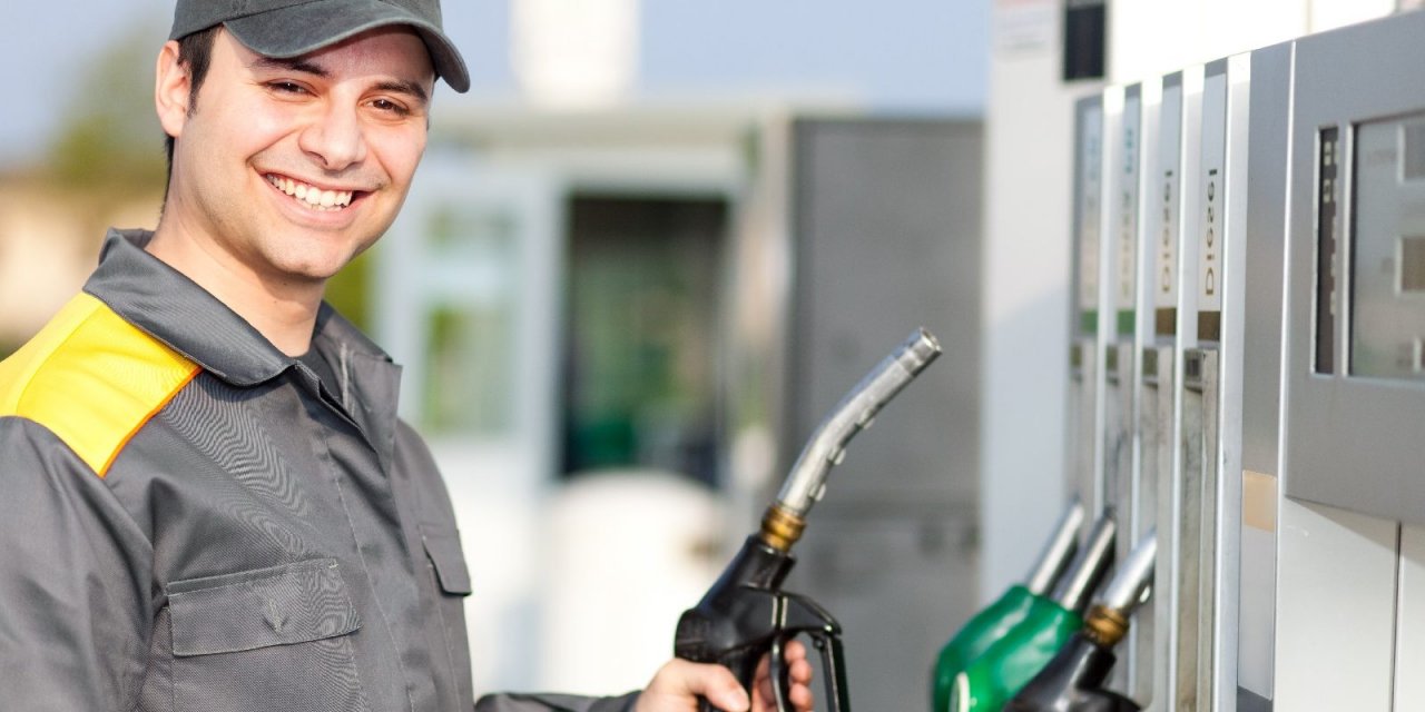 Зарплата заправщика в Украине