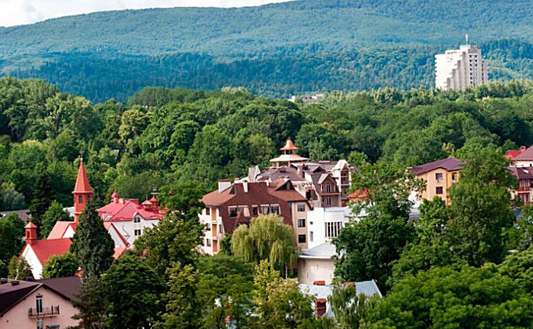 Локации для фотосессии во Львовской области — живописные места для съемок на Львовщине