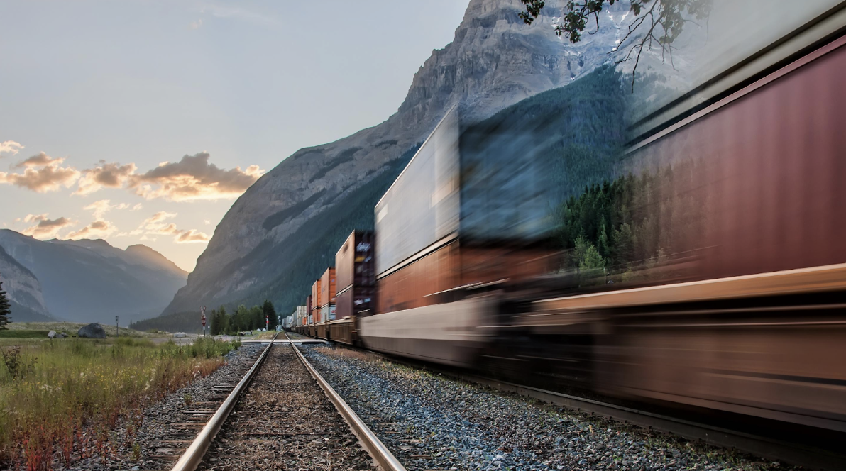Як знизити витрати на доставку великих партій товарів залізницею