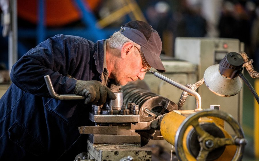 Работающие пенсионеры