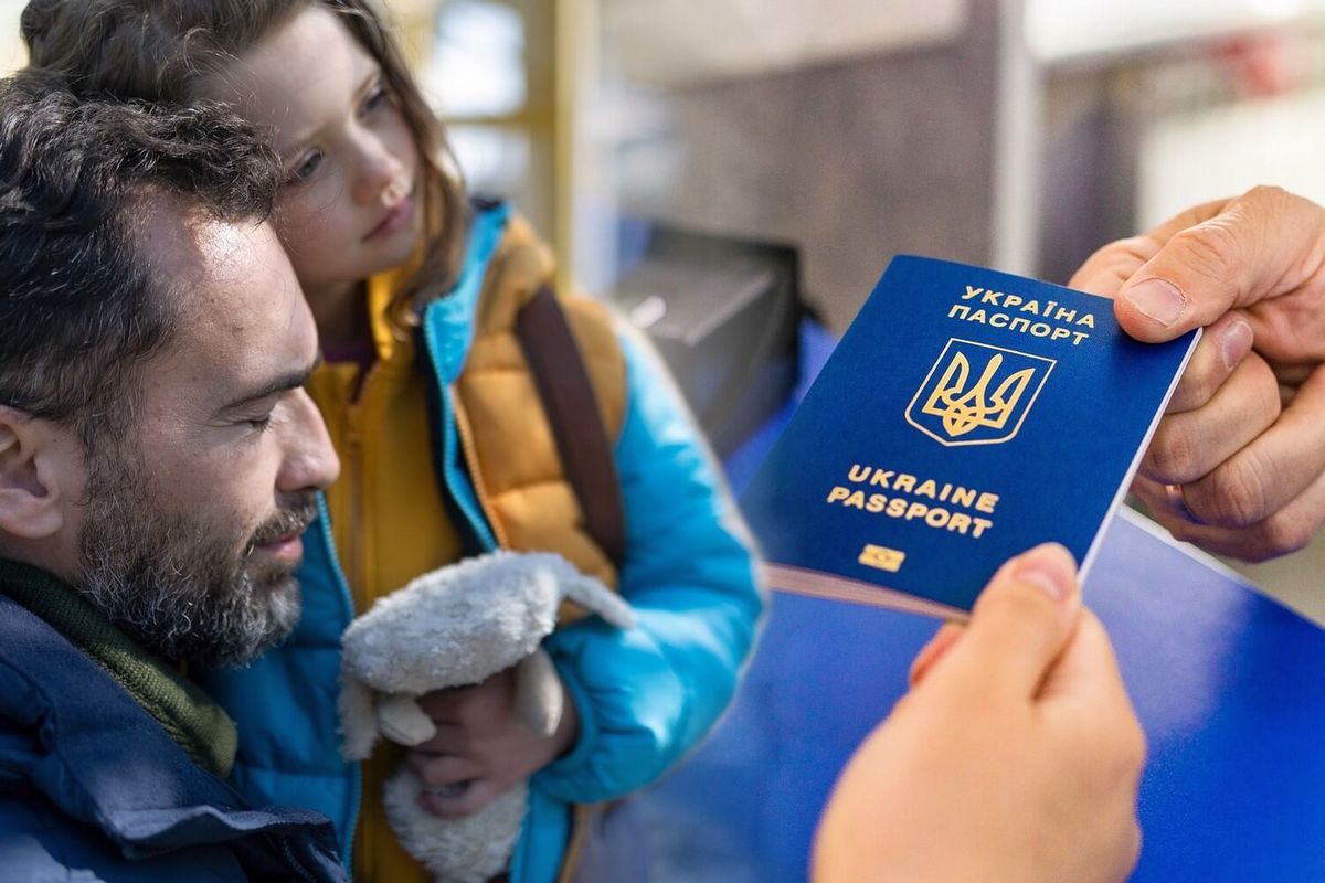 Виїзд батька-одинака за кордон у 2026 році