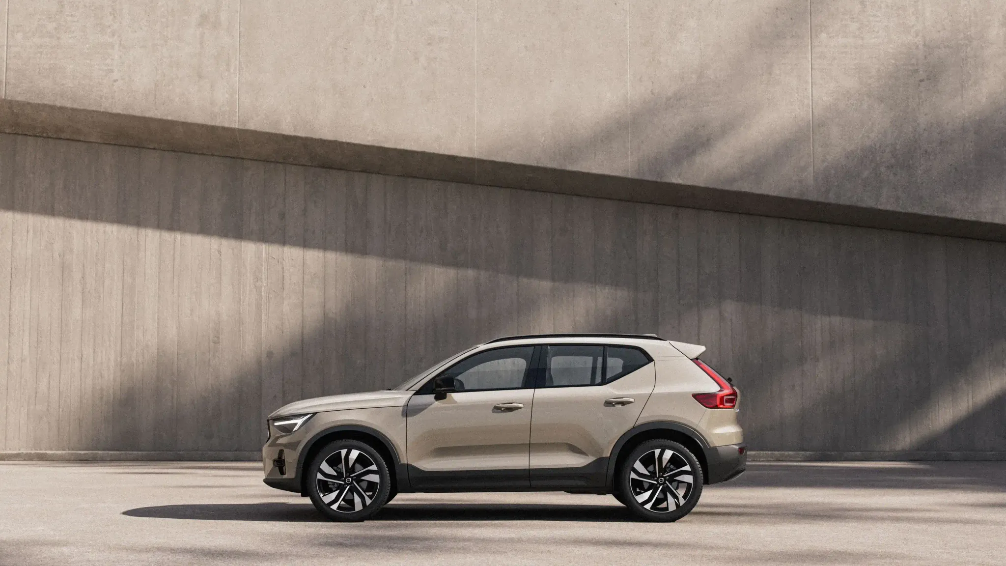 Компактний кузов і великий комфорт: головні переваги Volvo XC40