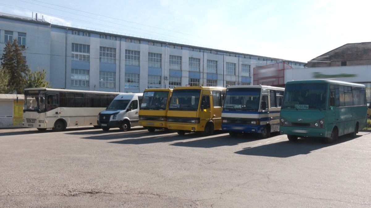 Тарифи на автобусні перевезення на Львівщині у жовтні