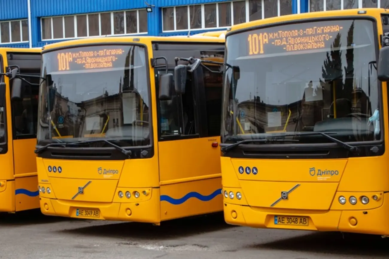 У Дніпрі через блекаут метро замінюють автобусами