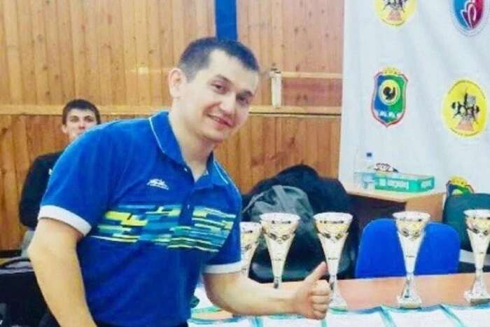 Російський тренер вбиває дружину та себе