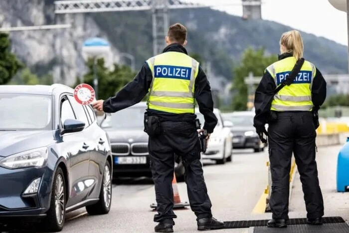 мигранты на границе Германии