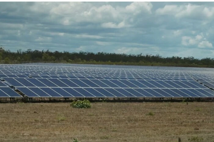 Відключені сонячні ферми в Австралії