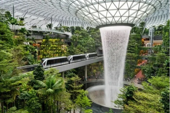 Изображен первый аэропорт в рейтинге