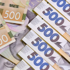 Уряд виділив кошти на підвищення зарплат освітянам