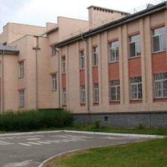 Побитая учительница с синяками и гематомами