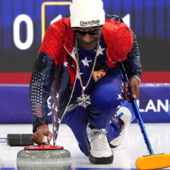Snoop Dogg in athletic attire