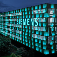Логотип Siemens з перекресленим російським прапором