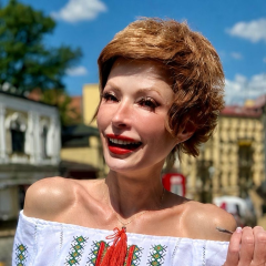 «Могу прожить без еды 45 дней»: телеведущая Лебедь резко парировала хейтерам, обсуждающим ее худобу