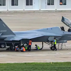 Chinese fighter J-35 with mirror coating