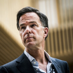 Rutte and Trump discussed Greenland: US threatens tariffs on Europe
