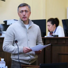 MP Labazyuk in court: attempt to get billion contracts for vice premier's share