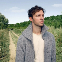 Макс Барських з піснею «Бути сильним»