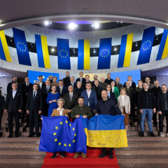 Венгрия сняла блокировку, Украина готовится к переговорам с ЕС