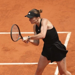 Elina Svitolina defeated Noskova in Stuttgart
