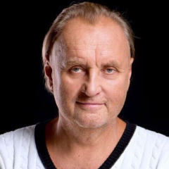 Ukrainian Pension for 'Paiushchiye Trusy' Producer Increased by Just 200 Hryvnias