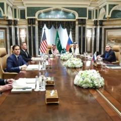Во время переговоров России и США в Эр-Рияде