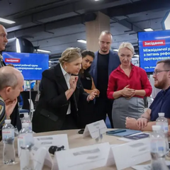 Тимошенко и доброволец ВСУ спорили