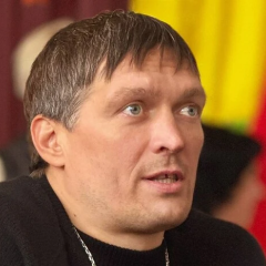 Oleksandr Usyk with the opponent for the next fight