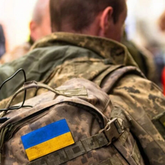 Логотип ВЛК на фоне календаря
