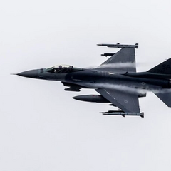 Обломки авиакатастрофы F-16 в Украине