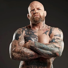 Участник ММА из США на выборах в российскую Думу