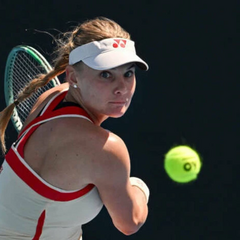 Ястремська розгромила Ковінич на Australian Open