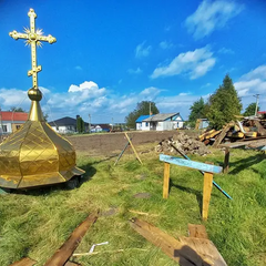 Дерев'яний храм XVIII століття в руїнах