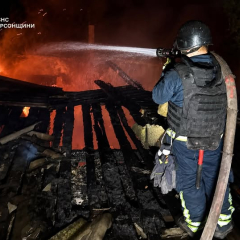 Пожежі внаслідок атак в Херсоні