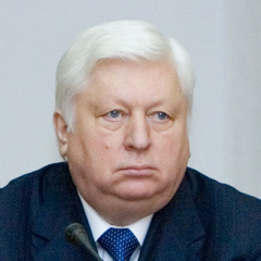 Pshonka became a citizen of Russia?