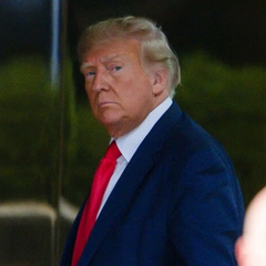 Молодежь рада президенту Трампу