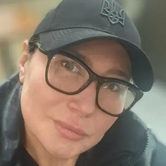 Волосся розпущене, Мозгова без макіяжу