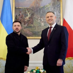 Zelensky returned the Order of the White Eagle to Poland