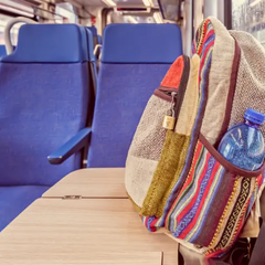 Шолом для кота, портмоне з фото Бандери