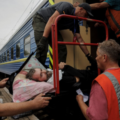 Реабілітація тяжко поранених військових з України