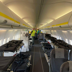 Українські військові на переобладнаному лайнері