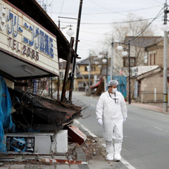 Жители Фукусимы возвращаются домой после 11 лет