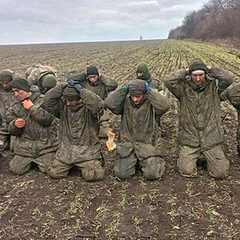 Российские военные на переговорах