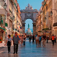 Португалія забороняє росіянам в 'золотій' візі