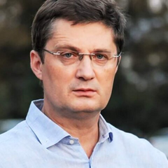 Козловський завдає удар Кондратюку