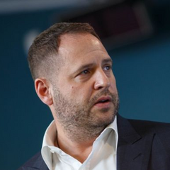 Українська біля миру в Україні