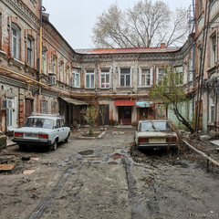 Стела «героям» в Саратове