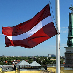 Робот для работы в Латвии?